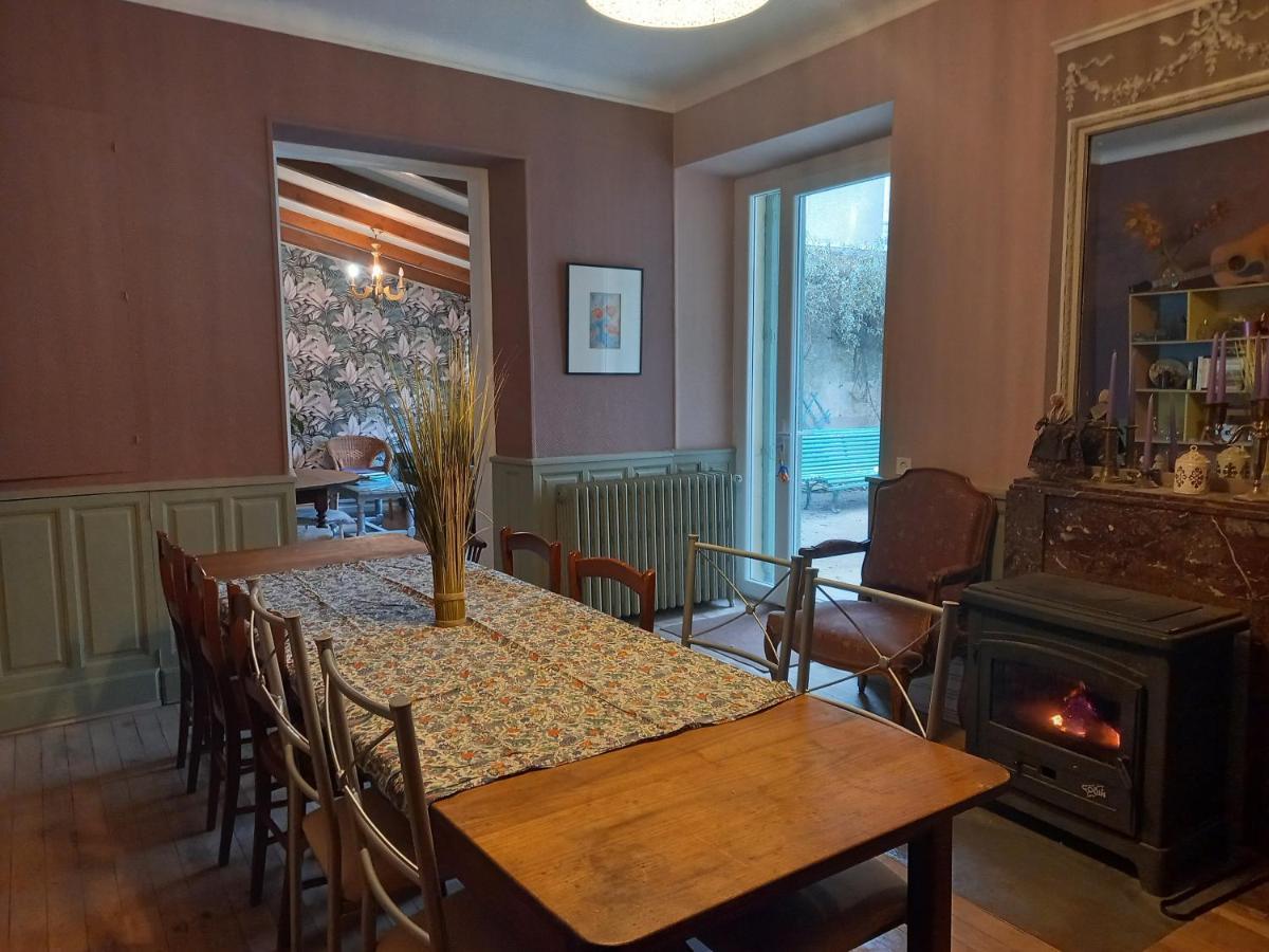 Maison Violette En Berry Aigurande Экстерьер фото