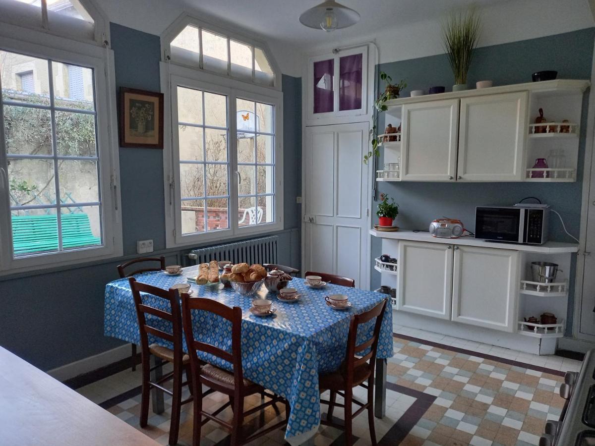 Maison Violette En Berry Aigurande Экстерьер фото