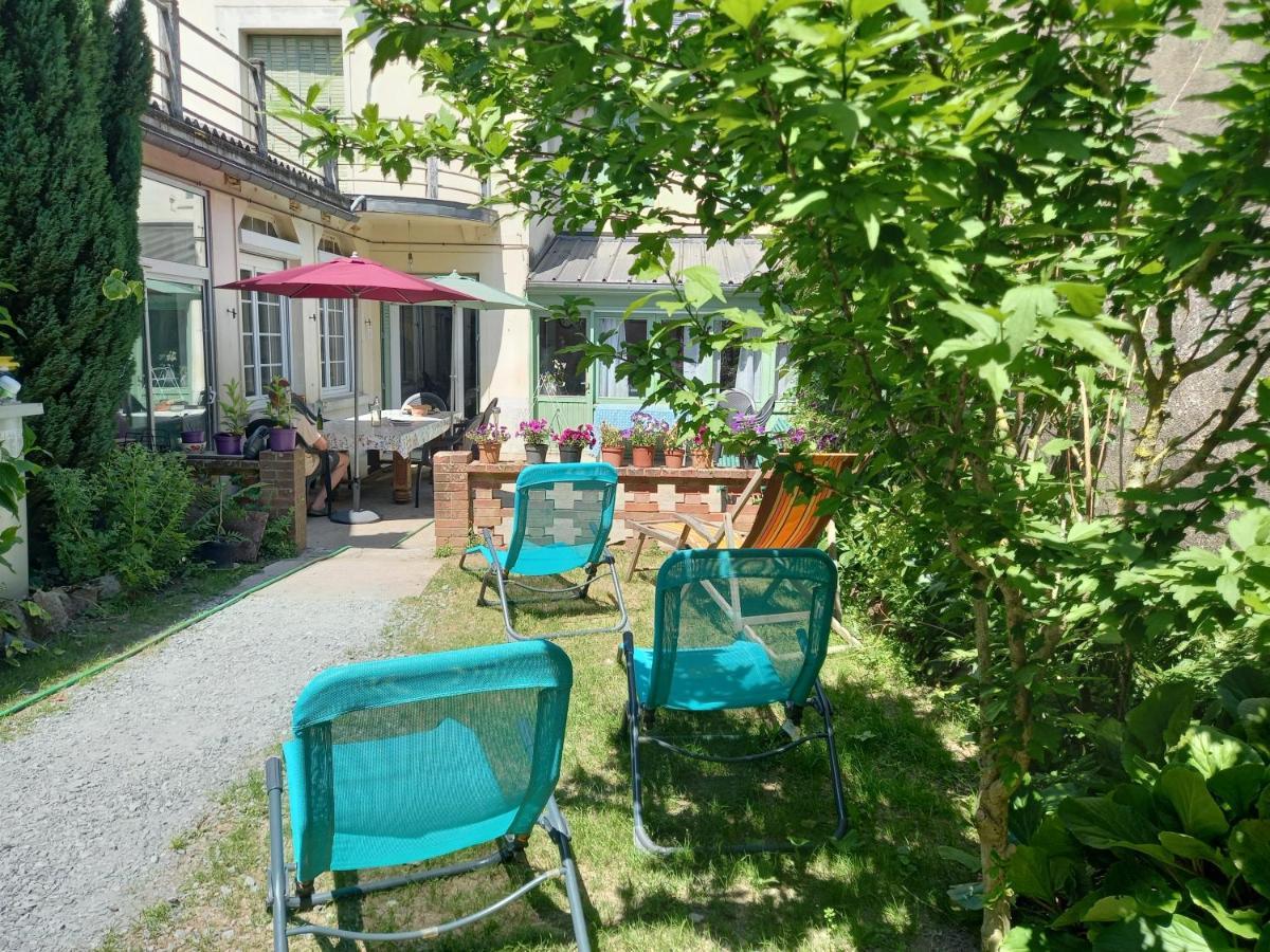Maison Violette En Berry Aigurande Экстерьер фото