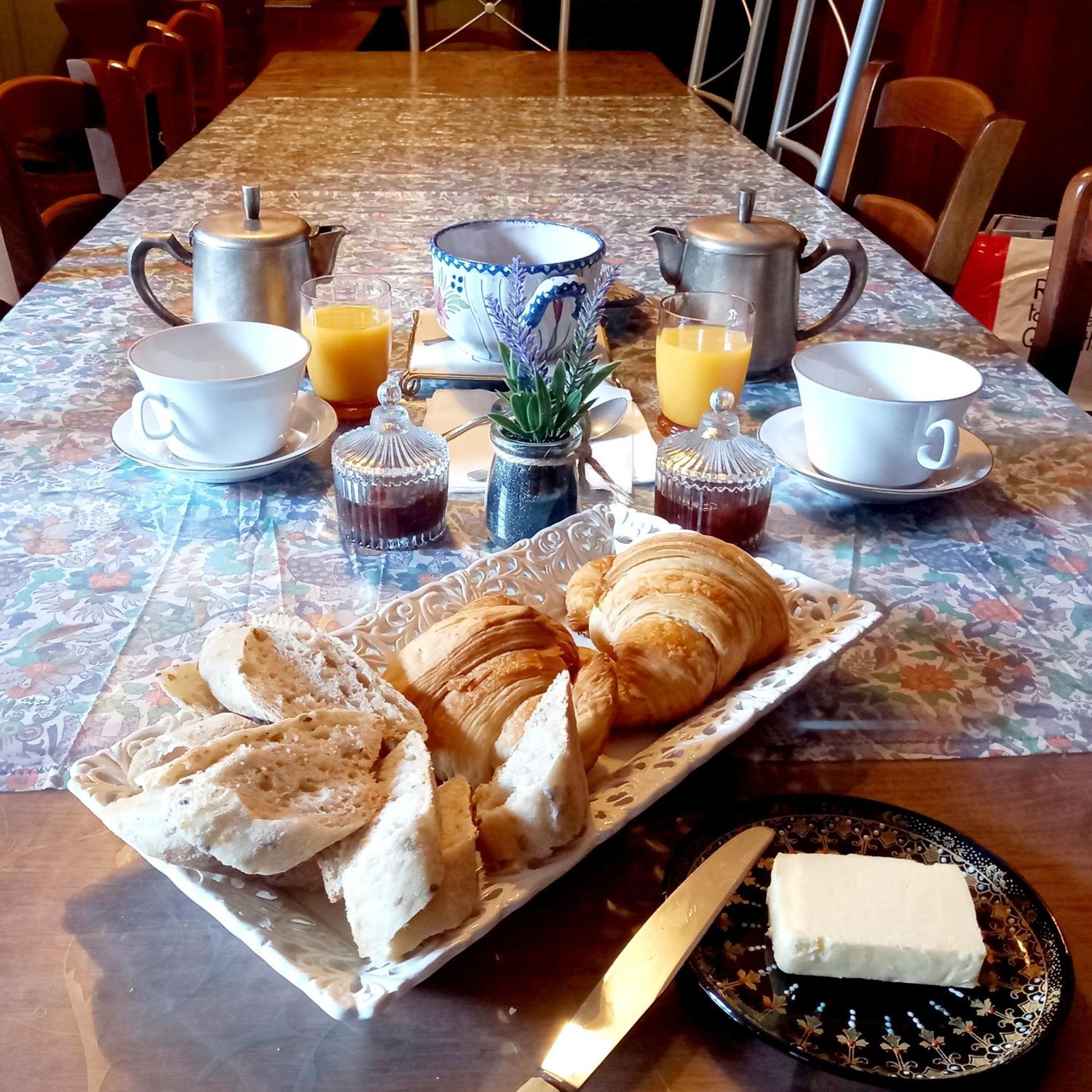 Maison Violette En Berry Aigurande Экстерьер фото
